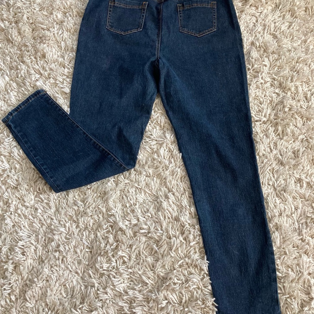 Jeans - Picture 4 of 5